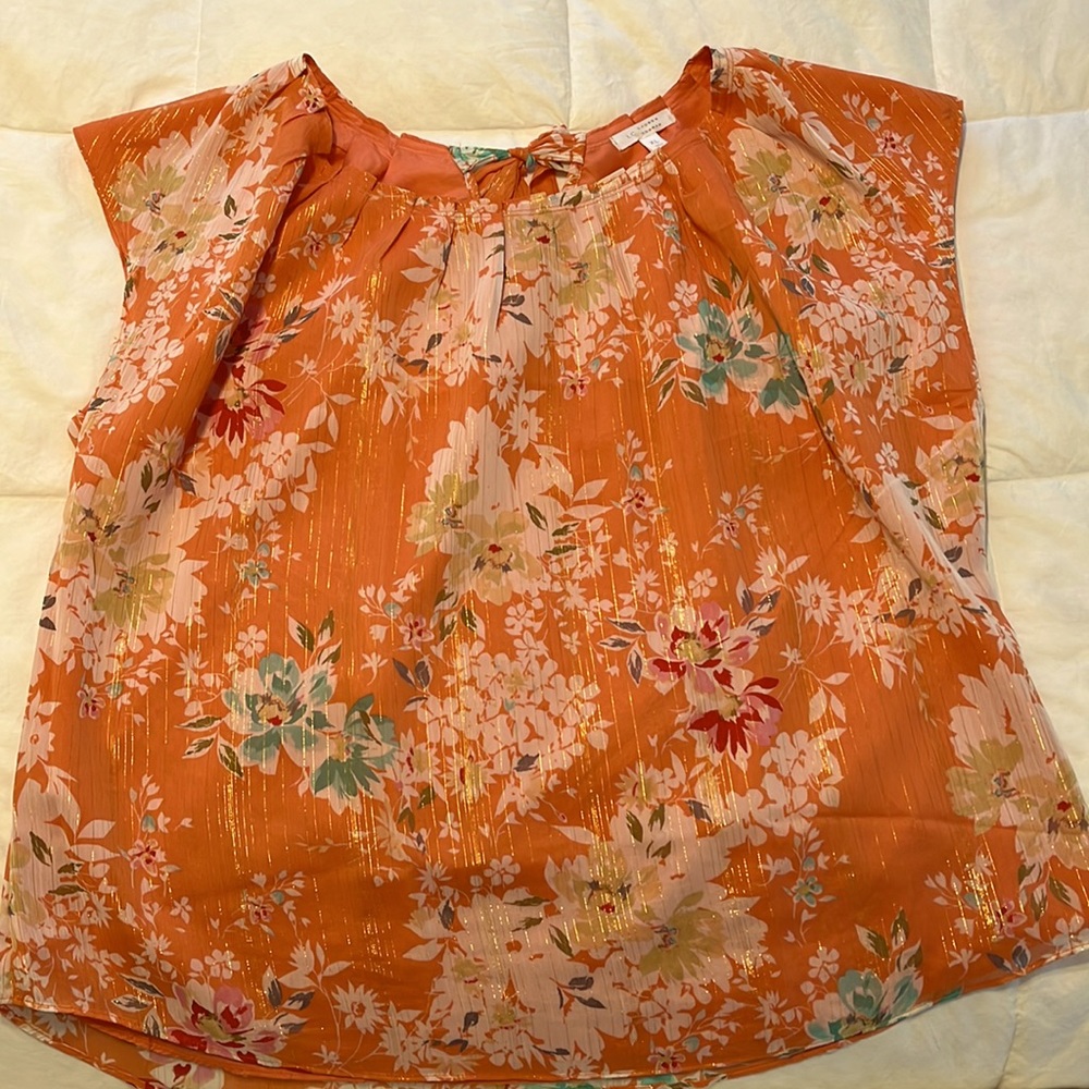 Lauren Conrad peach top with gold stitching